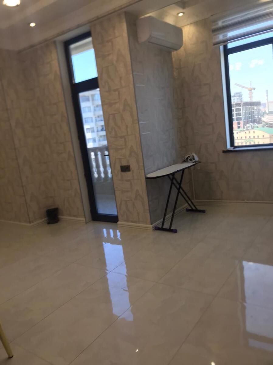 Satılır 3 otaqlı yeni tikili 136 m² — Mənzil, Bakı (10)