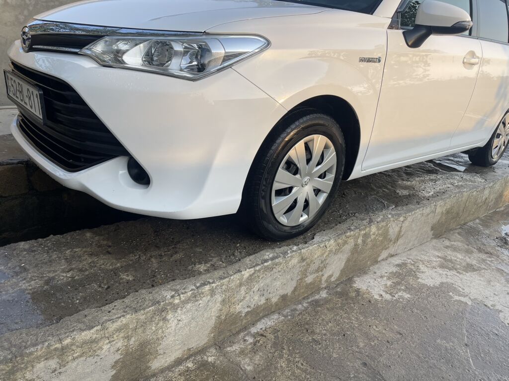(Toyota) Corolla Fielder Hybrid – ağ rəngli universal kuzov — Avto, Şirvan (6)