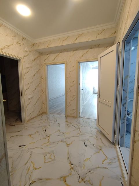 Satılır 2 otaqlı yeni tikili 64 m²