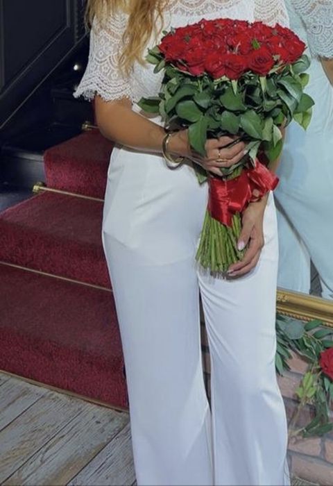 Qızılgul satılır