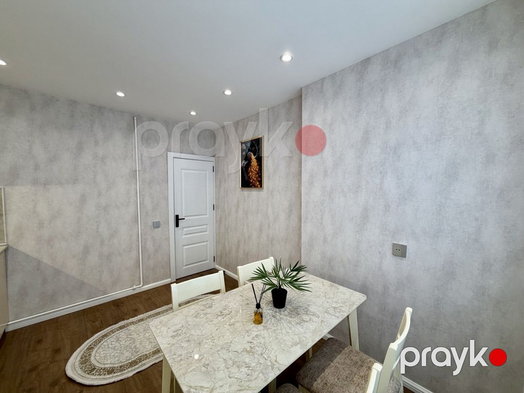 Satılır 2 otaqlı köhnə tikili 65 m² — Mənzil, Bakı (12)