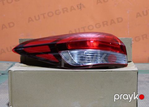 "Kia Cerato 2016-2018" stop farası