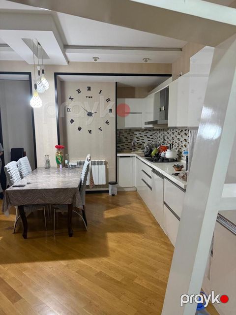 İcarəyə verilir 3 otaqlı yeni tikili 108 m²