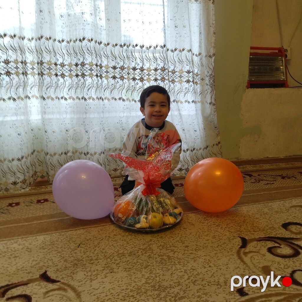 Kirayə üçün sadə, mebellə təchiz edilmiş 2 otaqlı ev. - Geniş qonaq — Daşınmaz əmlak, Bakı (5)