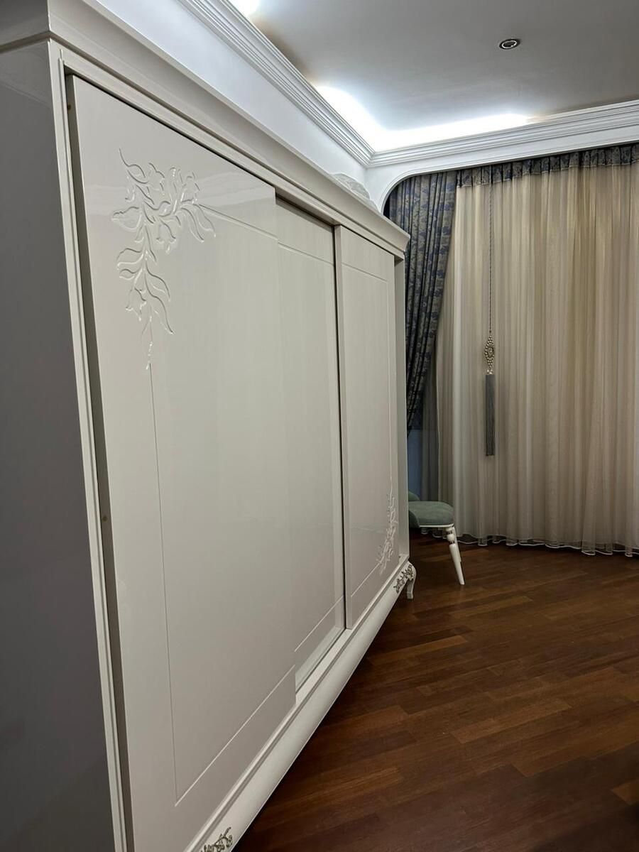 Satılır 5 otaqlı yeni tikili 250 m² — Mənzil, Bakı
