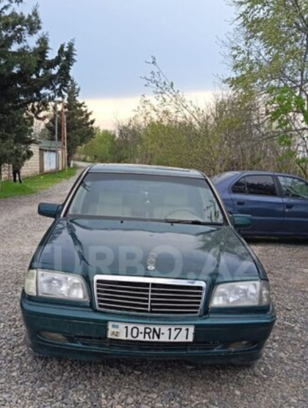 Mercedes-Benz C-Class: 2.8 l | 1993 il Sedan - 1