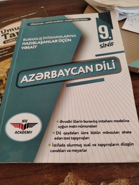 Məhsul: 9-cu sinif “Azərbaycan dili” hazırlıq vəsaiti Təsvir: -