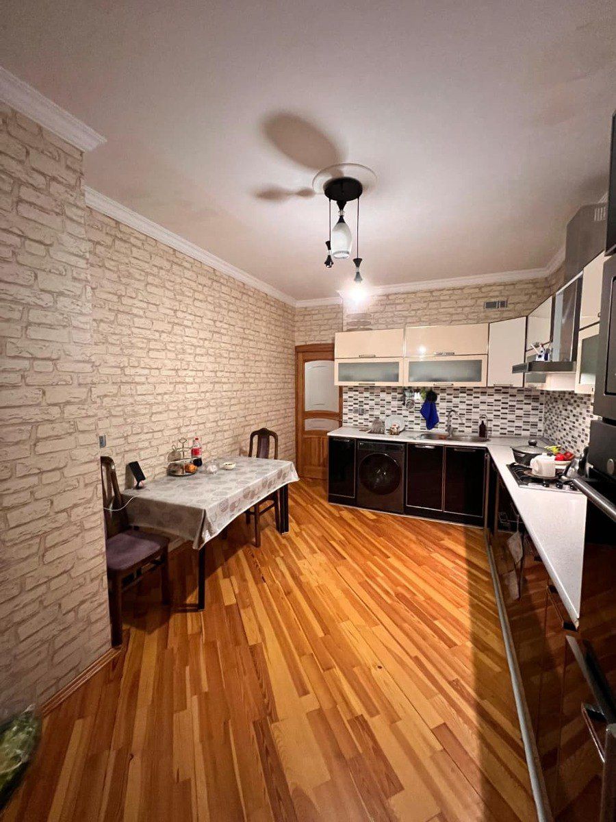 Satılır 3 otaqlı köhnə tikili 80 m² — Mənzil, Bakı (8)