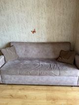 Tək divan 100azn bazasi var.unvan yeni Gunəşli. SAMİRƏ E — Товары