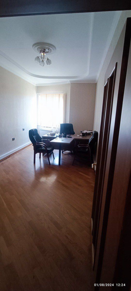 İcarəyə verilir 8 otaqlı ofis 560 m² — Ofis, Bakı (12)