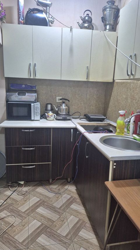 Mətbəx mebel dəsti - Üst divar dolabları: 4 qapılı ağ rəngli modul — Mətbəx mebeli