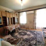İcarəyə verilir 3 otaqlı köhnə tikili 90 m² — Real estate