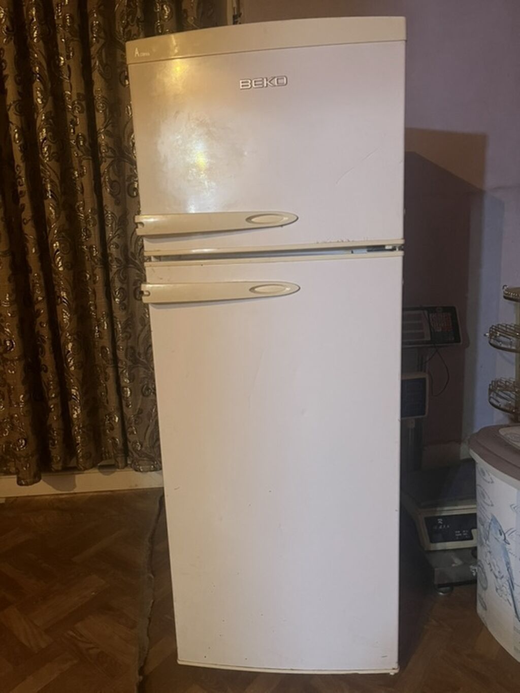 BEKO iki qapılı soyuducu - Üst hissədə ayrıca dondurucu bölmə, metal — Soyuducular, Digah (4)