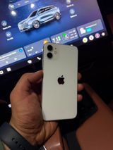 iPhone 11 Ağ, 64 GB, 77% batareya — Rasim