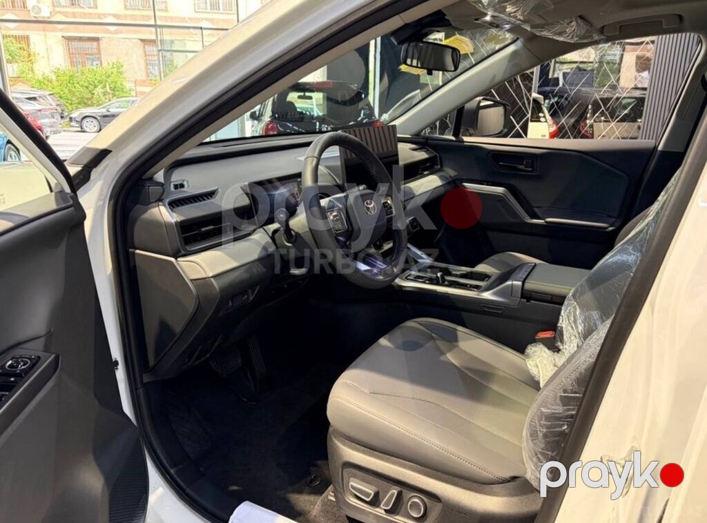 Toyota RAV4: 2 l | 2026 il Krossover — Avtomobillər, Bakı (4)