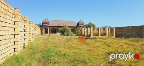 Satılır 4 otaqlı həyət evi/bağ evi 180 m²