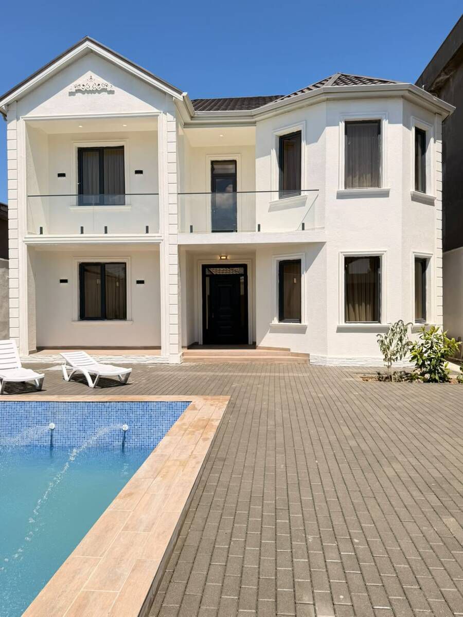 Satılır 5 otaqlı həyət evi/bağ evi 240 m² — Ev, villa, Bakı (2)