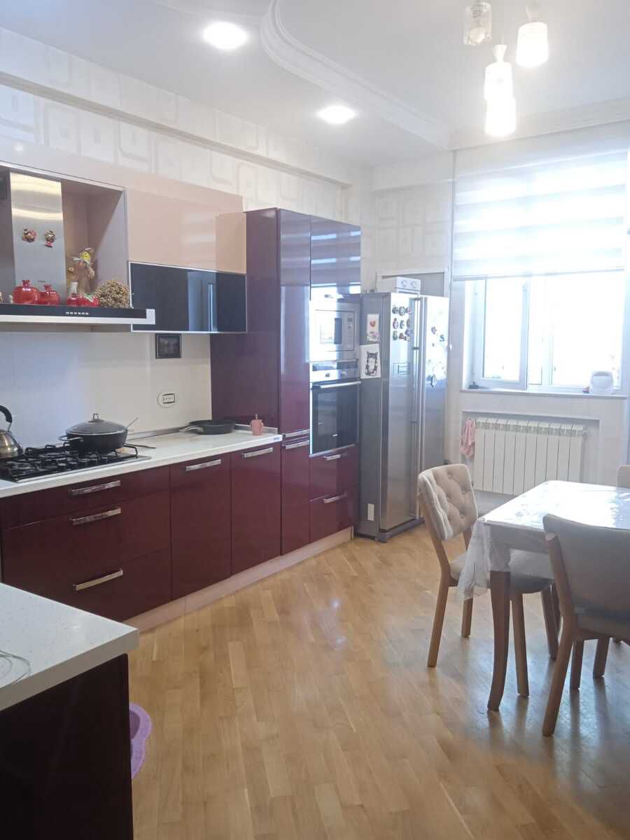 Satılır 5 otaqlı yeni tikili 165 m² — Mənzil, Bakı (8)