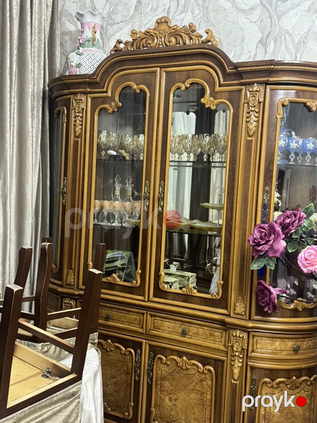 Real alici ile danismag olar qiymet baredde Klassik dizaynda vitrinalı — Mallar, Digah (2)