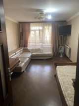 İcarəyə verilir 3 otaqlı köhnə tikili 90 m² — Sibel — Apartment