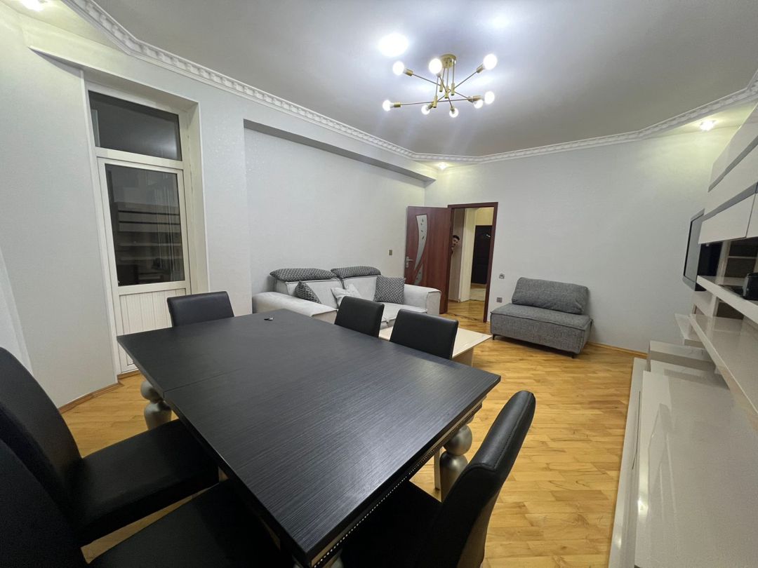 Satılır 2 otaqlı yeni tikili 100 m² — Mənzil, Bakı (2)