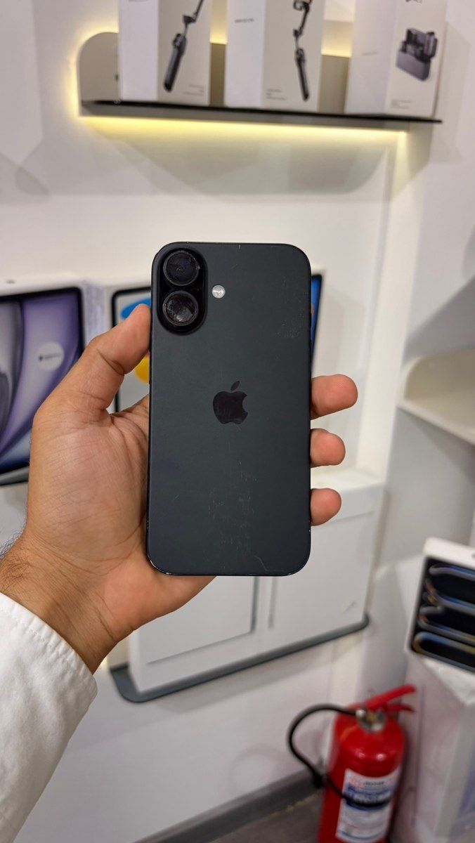 Apple iPhone 16 Black 128GB/8GB — Mallar, Bakı