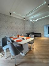 İcarəyə verilir 2 otaqlı yeni tikili 70 m² — Real estate
