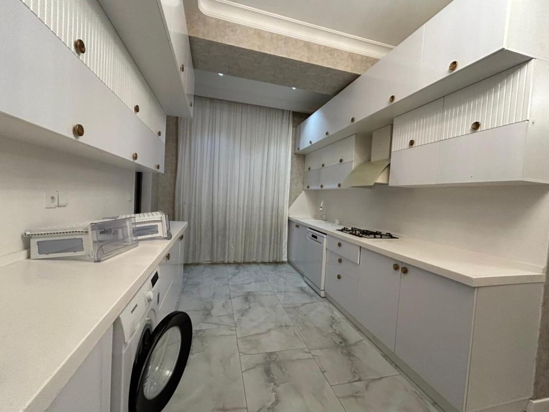 İcarəyə verilir 4 otaqlı yeni tikili 218 m² — Mənzil, Bakı (8)