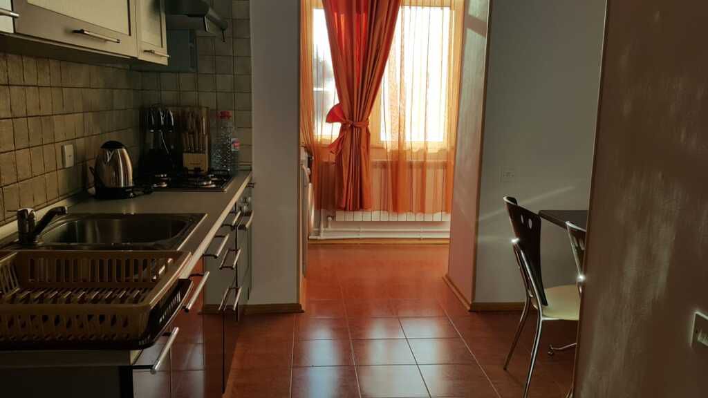 İcarəyə verilir 3 otaqlı köhnə tikili 90 m² — Mənzil, Bakı (5)