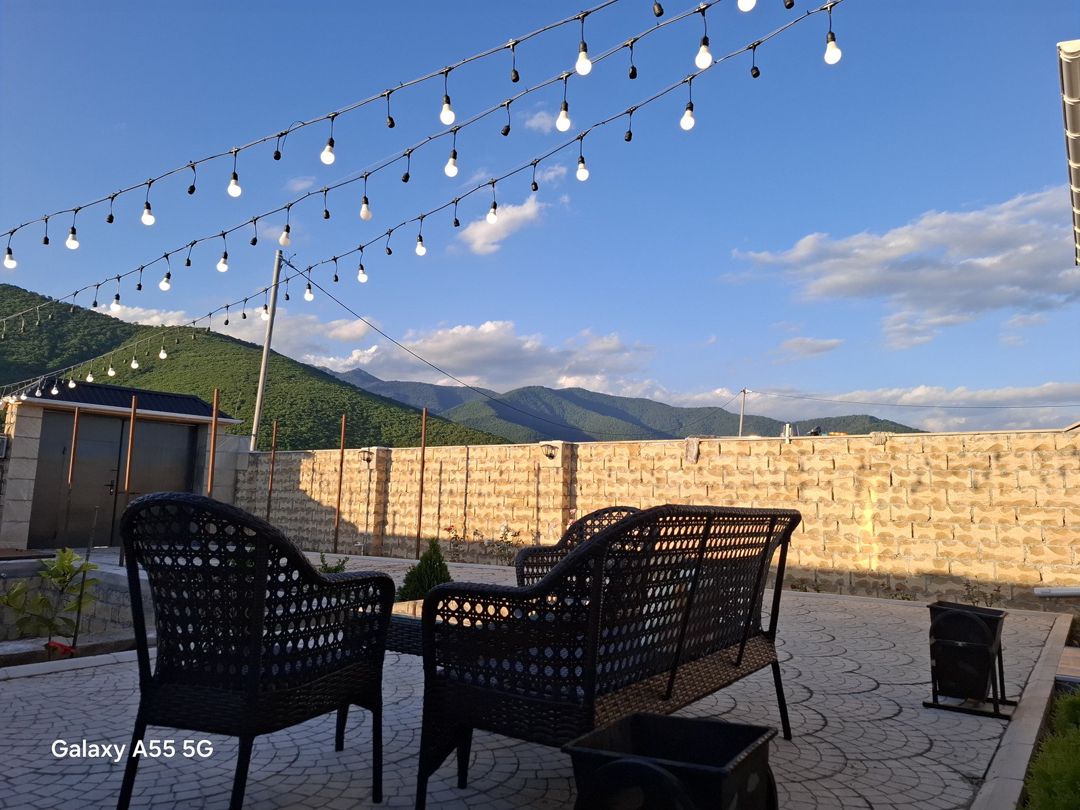 Oğuz şəhərində həyət evi günlük kirayəsi — Ev, villa, Oğuz (12)