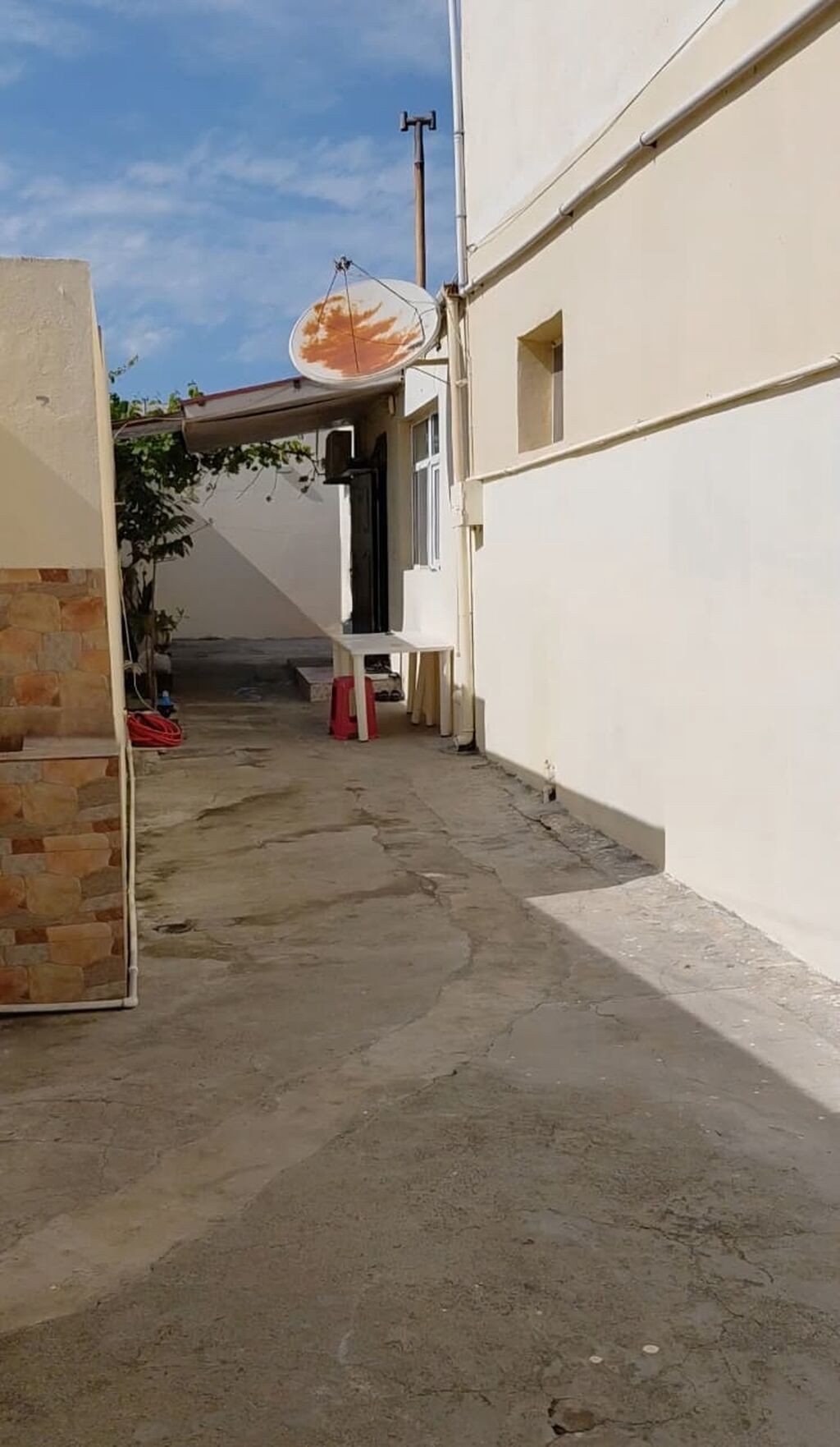 100 kv. m, 3 otaqlı, İnternet, Telefon, Qaz — Daşınmaz əmlak, Bakı (2)
