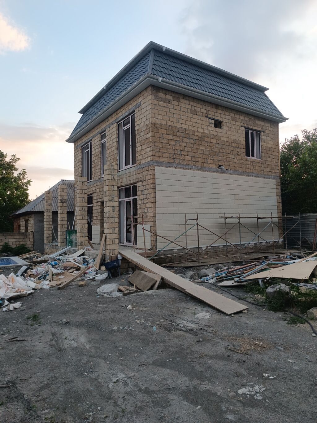 7 otaqlı, 200 kv. m, Kredit yoxdur, Orta təmir — Daşınmaz əmlak, Qəbələ (3)
