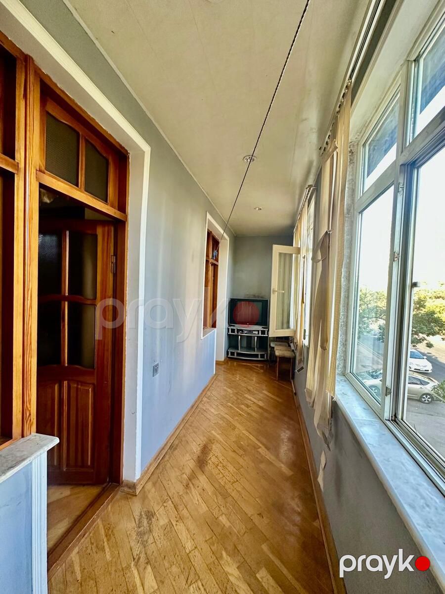 Satılır 2 otaqlı köhnə tikili 70 m² — Mənzil, Bakı (11)