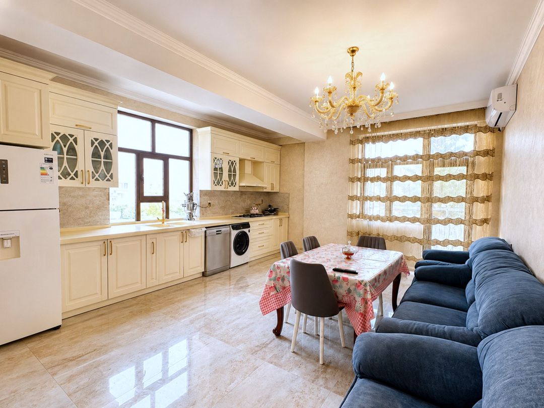 Satılır 4 otaqlı yeni tikili 168 m² — Mənzil, Bakı (6)