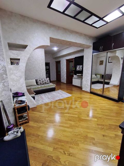 Satılır 3 otaqlı yeni tikili 129 m²