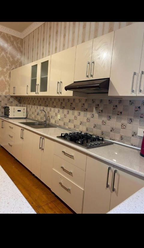 Mətbəx mebeli satilir 4 metr ölçüdə+ moyka+ qaz plitəsi+ aspirator — Mətbəx mebeli
