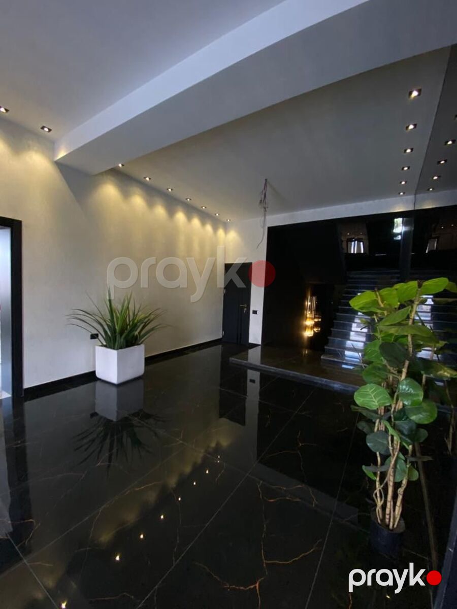 Satılır 8 otaqlı həyət evi/bağ evi 1000 m² — Ev, villa, Bakı (2)