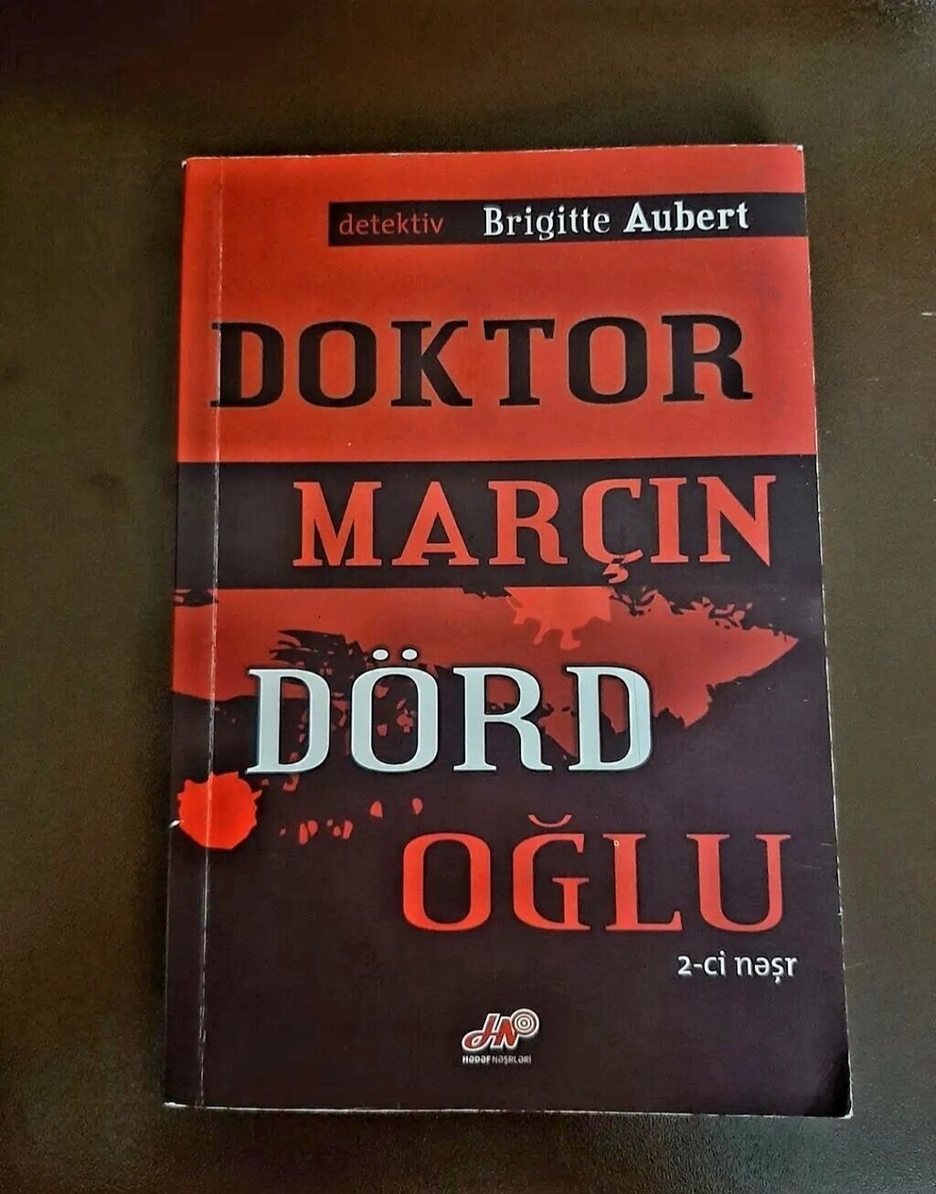 1. Doktor Marçın Dörd Oğlu - 4 azn 2. Son Hadisə - 4 azn 3. Boskomb — Kitablar və jurnallar, Bakı (2)