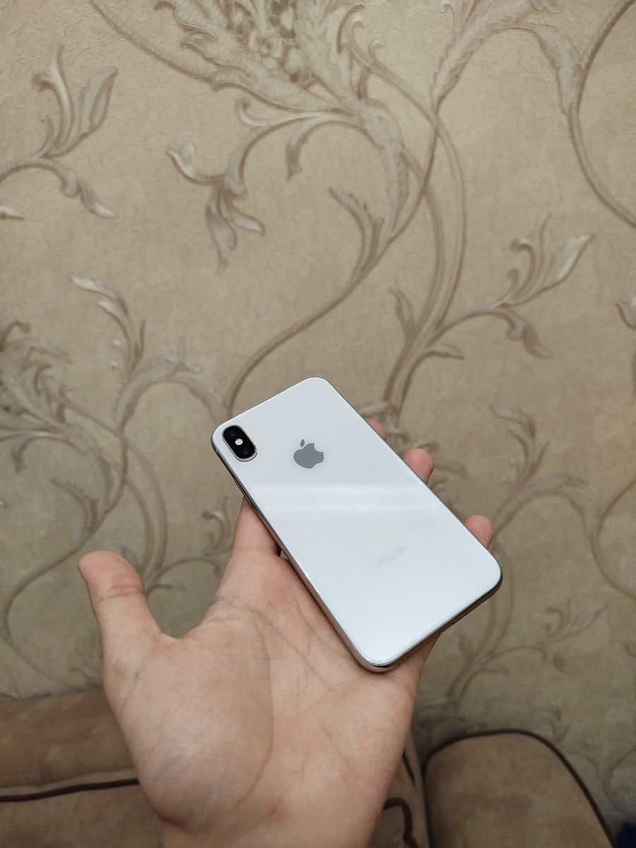 Apple iPhone X Silver 64GB/3GB — Smartfonlar, Bakı