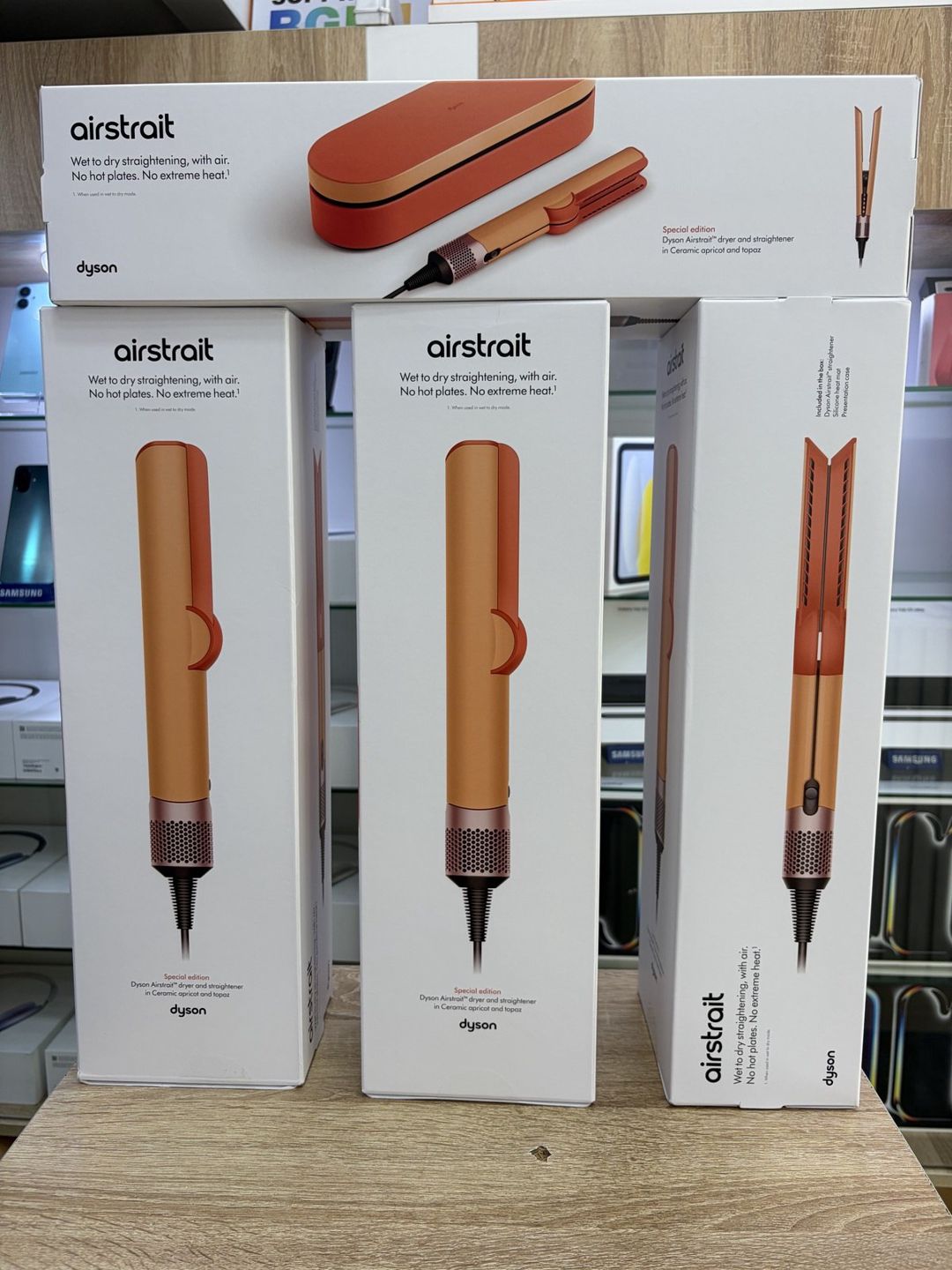 Dyson Airstrait — Şəxsi əşyalar, Bakı