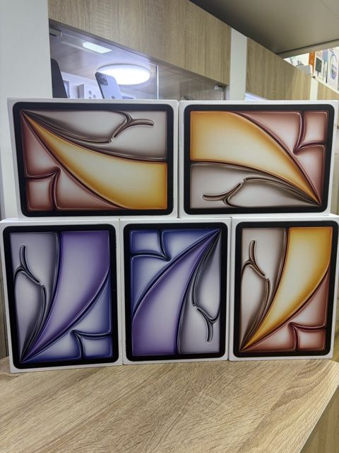 Apple iPad Air 11inch M4 256GB — Bakı