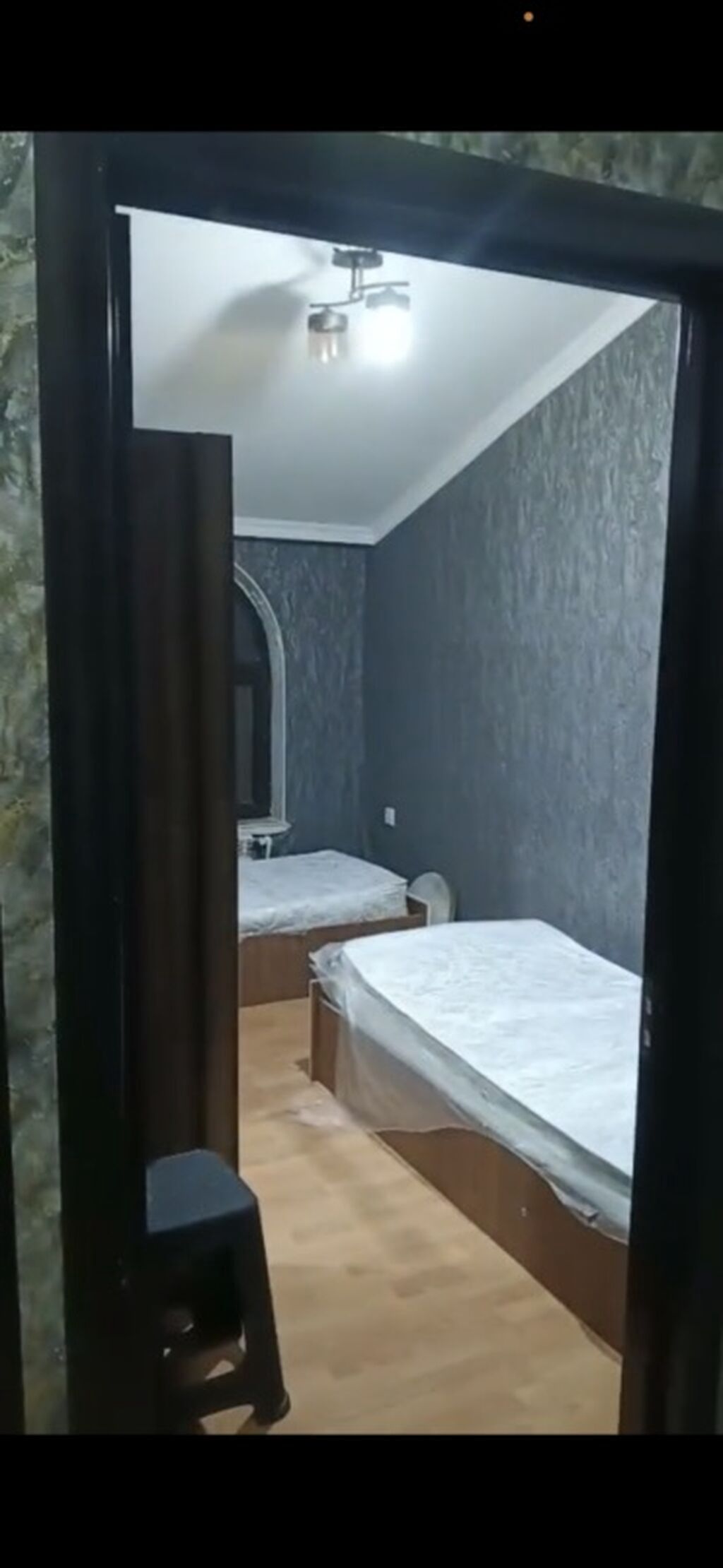 Yalnix xanmlar ucun ev nezerde tutulub Elaqe nomresi 077 117 37 41 — Daşınmaz əmlak, Xırdalan (8)