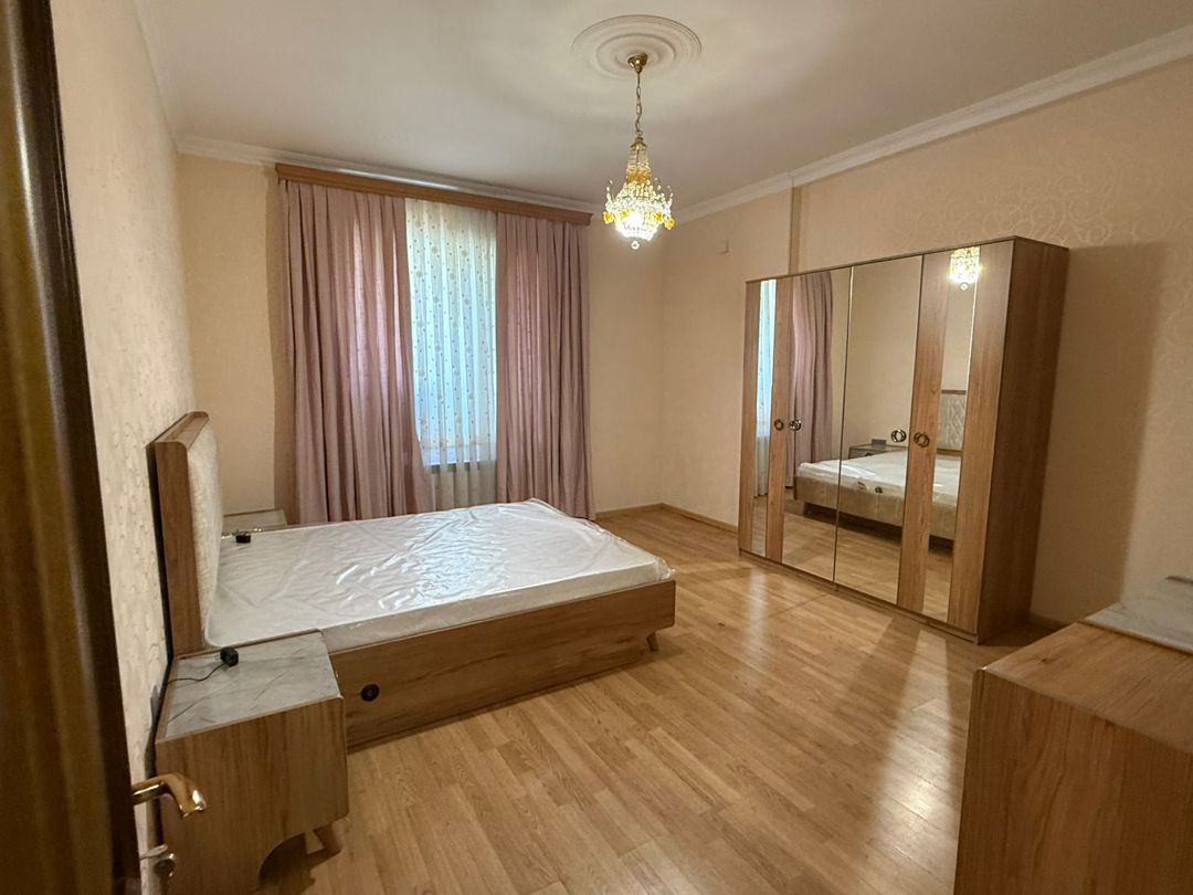 İcarəyə verilir 4 otaqlı yeni tikili 160 m² — Mənzil, Bakı (4)