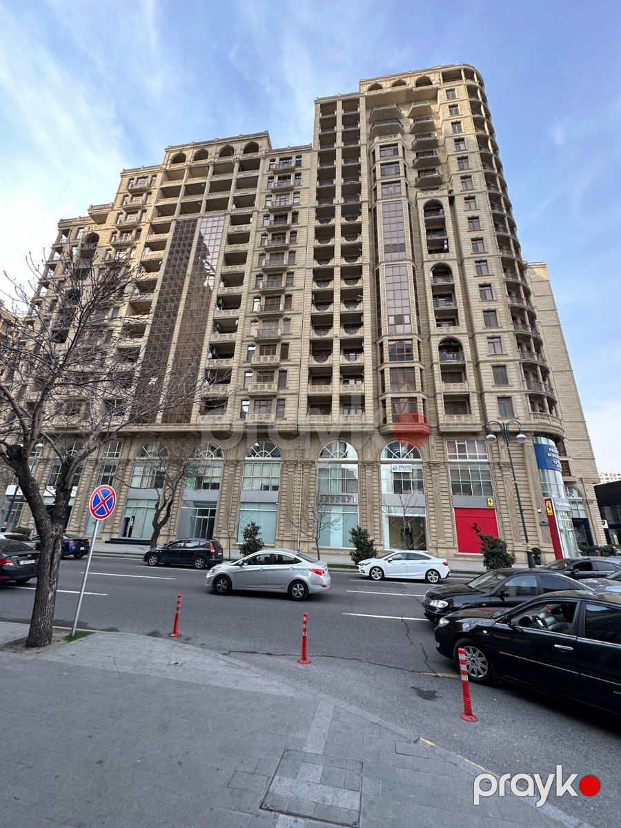 Satılır 4 otaqlı yeni tikili 240 m² — Mənzil, Bakı (2)