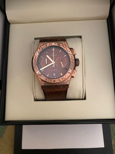 Qol saatı Hublot
