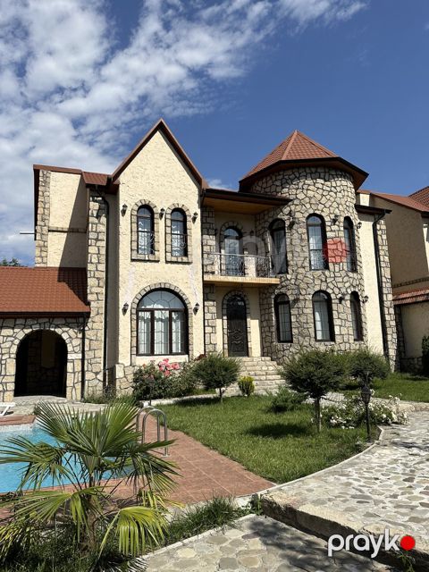 Satılır 5 otaqlı həyət evi/bağ evi 260 m²