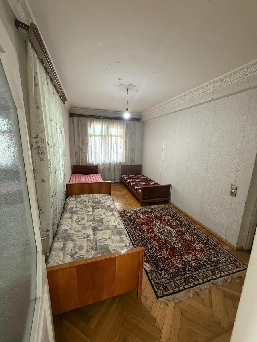 İcarəyə verilir 4 otaqlı köhnə tikili 130 m² — Mənzil, Bakı (10)