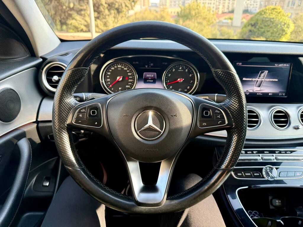 Mercedes E 200, 2.0 L, 2016 il, 177 000 km — Avtomobillər, Bakı (11)