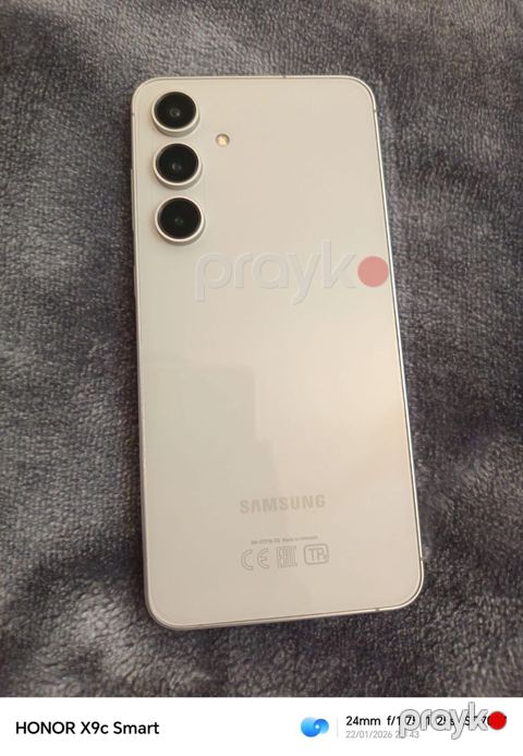 Samsung Galaxy S24 FE, 8 GB, rəng - Ağ, Sənədlərlə