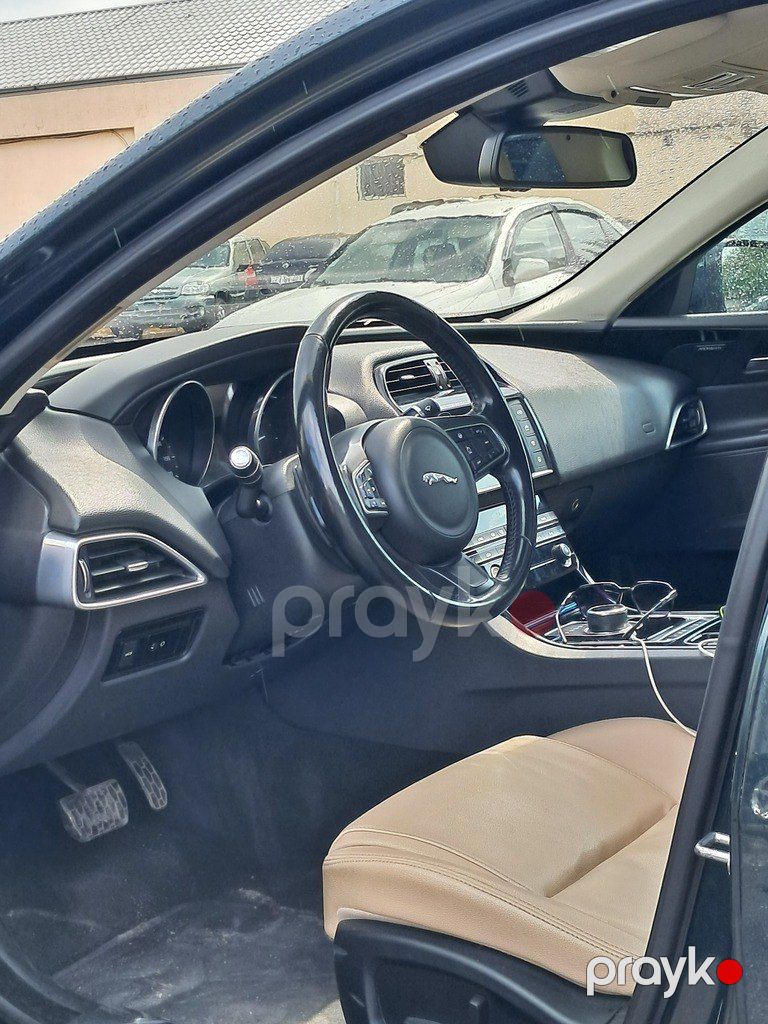 Jaguar XE, 2.0 L, 2017 il, 234 351 km — Avtomobillər, Bakı (11)